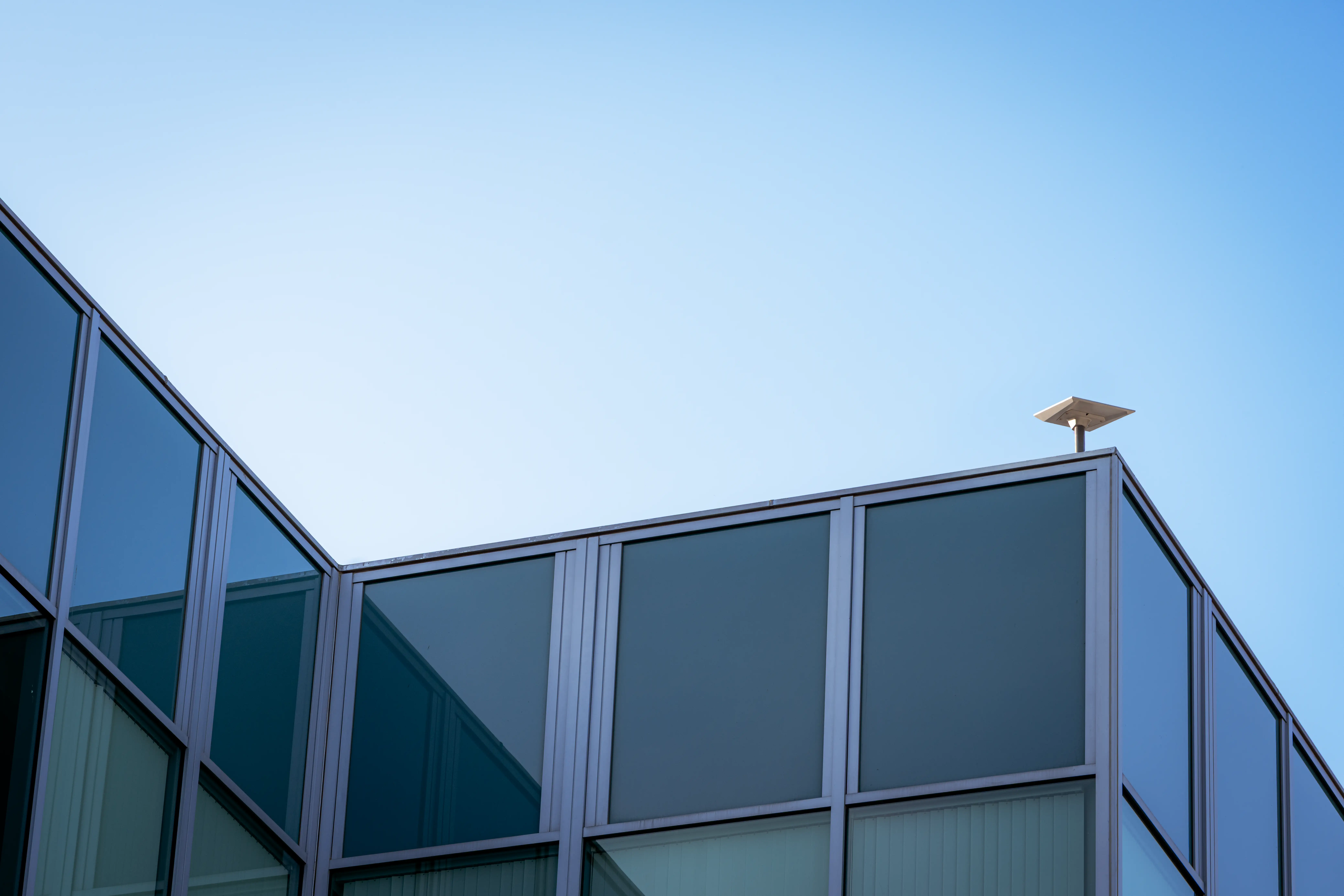 Starlink terminal installed on the roof of a commercial office
